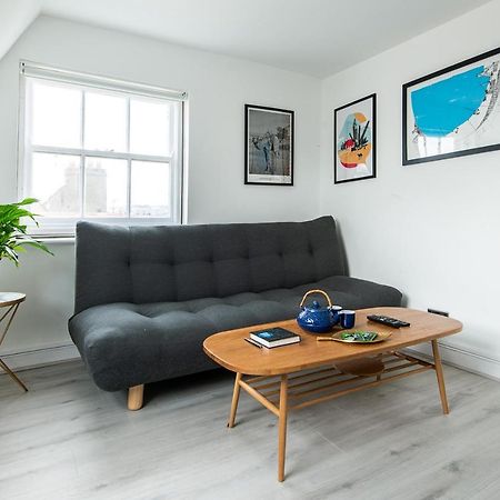 Central One-Bedroom, 99 Steps To The Sea Brighton Eksteriør billede