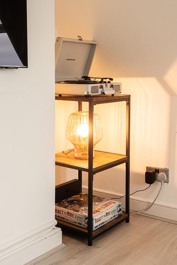 Central One-Bedroom, 99 Steps To The Sea Brighton Eksteriør billede
